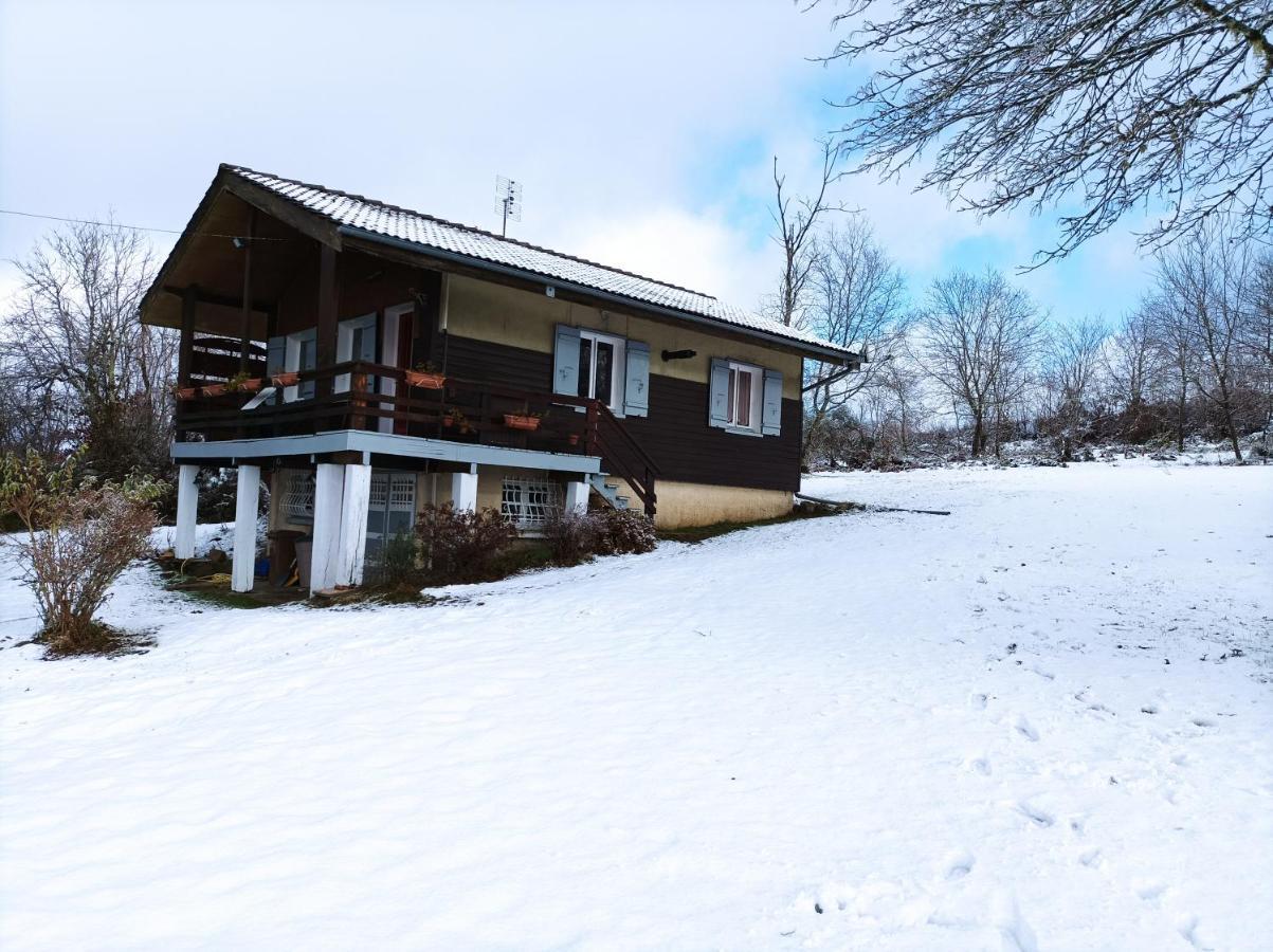 Chalet Deux Chambres Au Calme Saint-Brisson Exterior foto